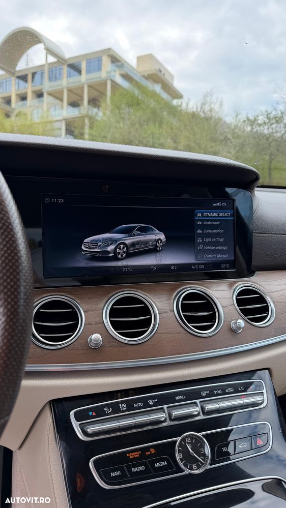 Mercedes-Benz E - 9
