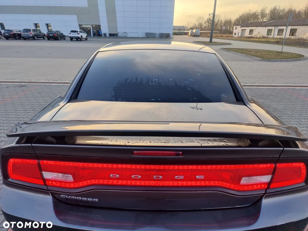 Dodge Charger - 11