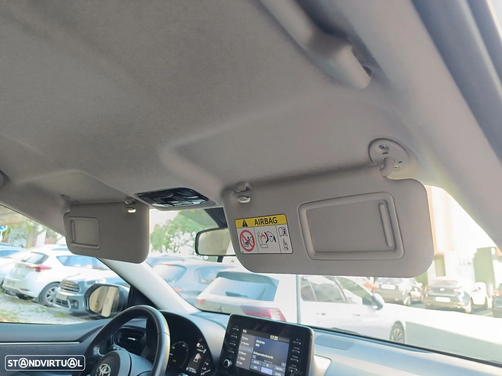Toyota Yaris 1.5 HDF Comfort - 26