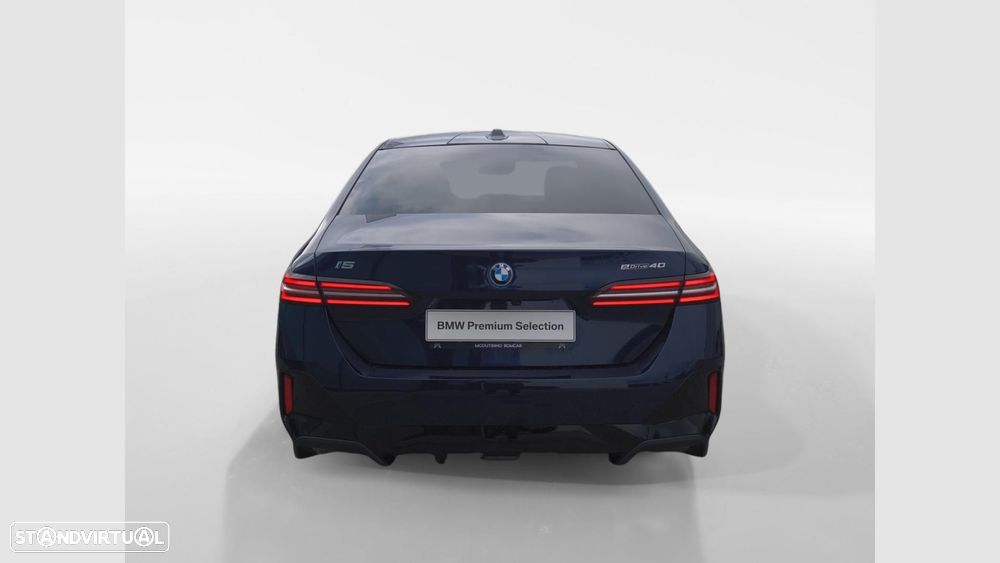 BMW i5 eDrive40 Pack Desportivo M - 7
