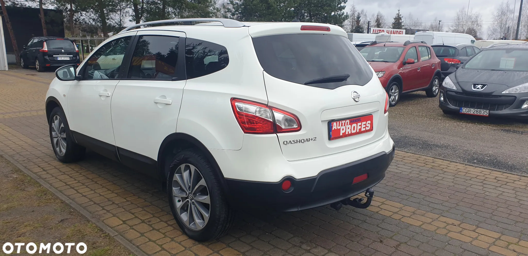 Nissan Qashqai+2 - 4