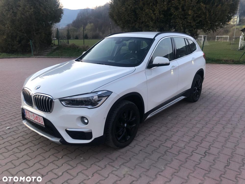 BMW X1 sDrive18d xLine - 27