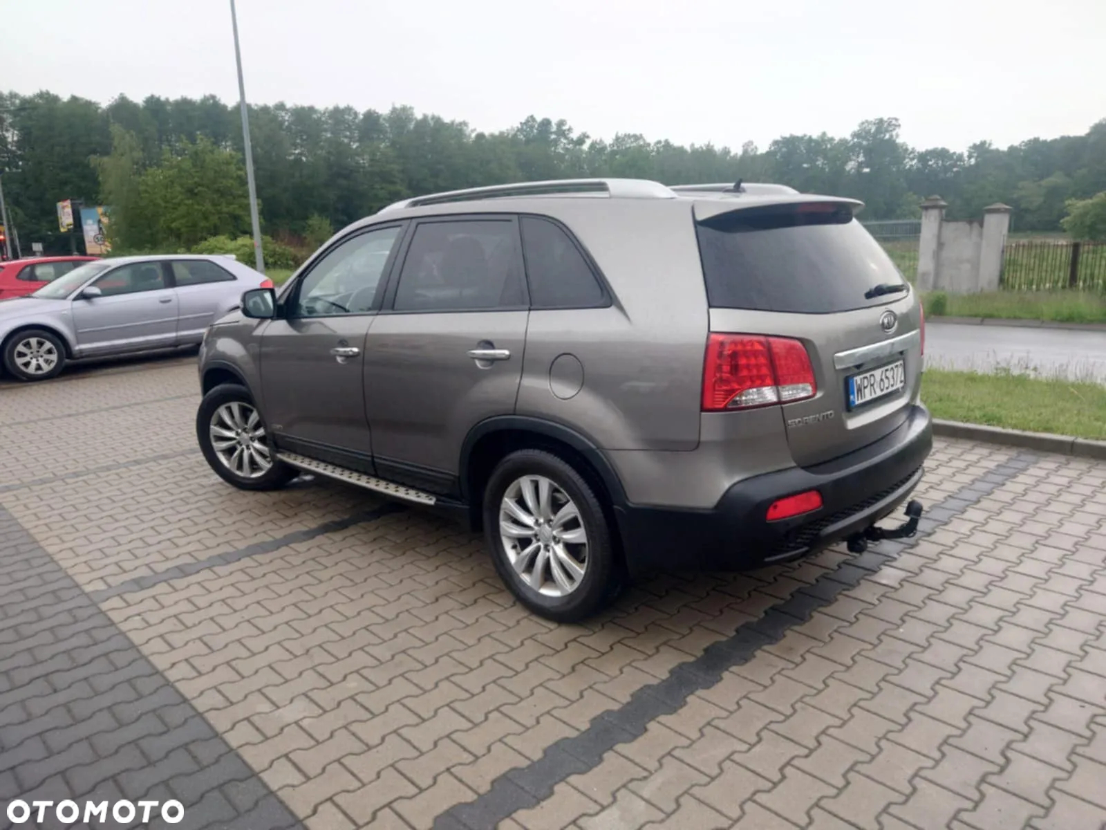 Kia Sorento - 4