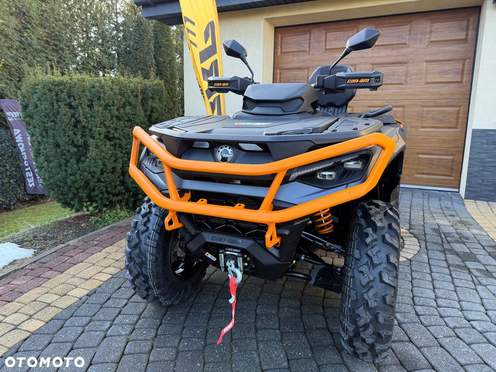 Can-Am Outlander Max - 8