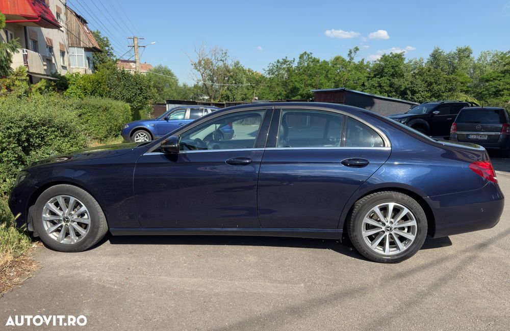 Mercedes-Benz E - 5