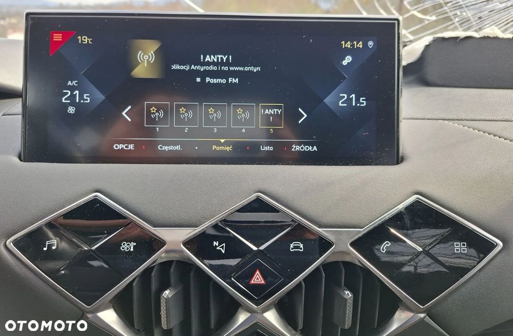 DS Automobiles DS 3 Crossback PureTech 100 Bastille - 11