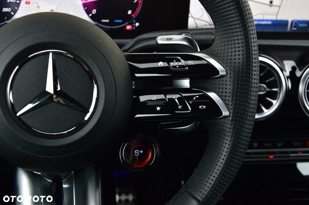Mercedes-Benz CLA AMG 35 mHEV 4-Matic 8G-DCT - 23