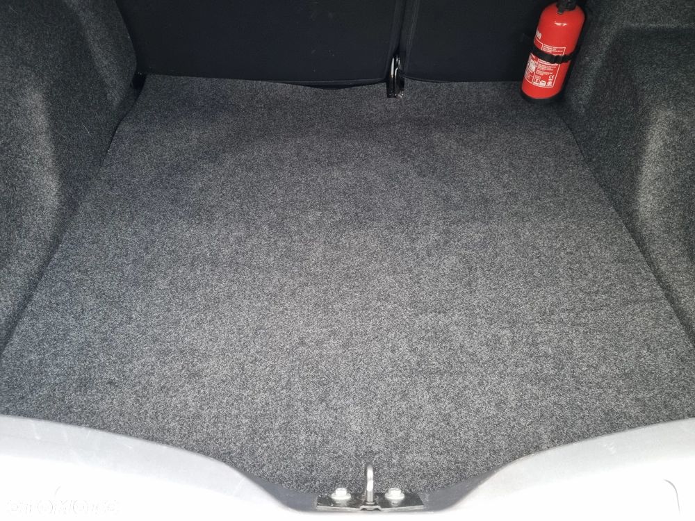 Citroën C-Elysée 1.6 VTi Exclusive EU6 - 29