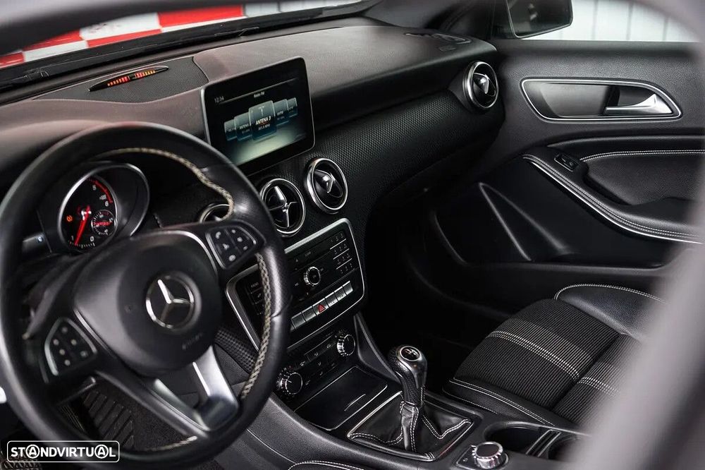 Mercedes-Benz A 180 d Fleet Pack Urban - 37