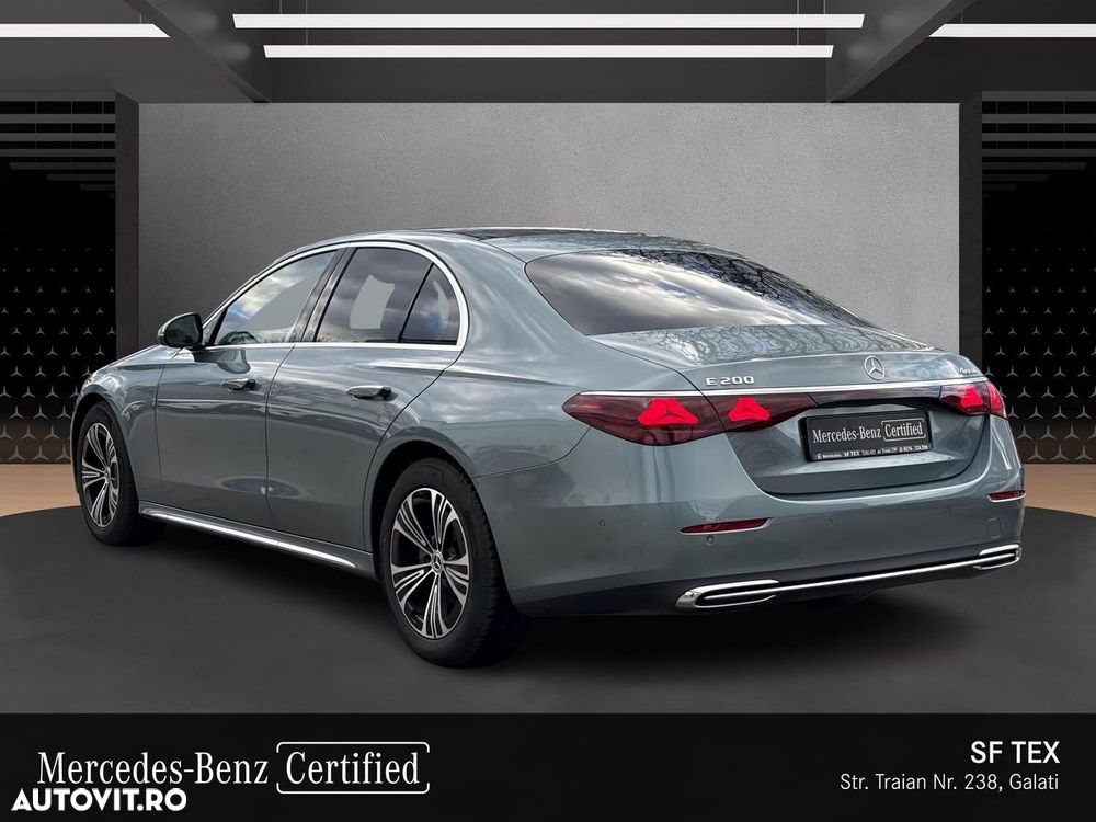 Mercedes-Benz E 200 MHEV 4MATIC Aut. - 4
