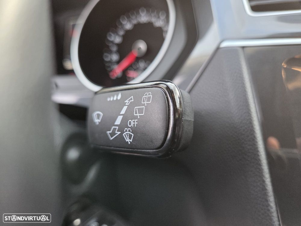 VW Tiguan 2.0 TDI Confortline - 26