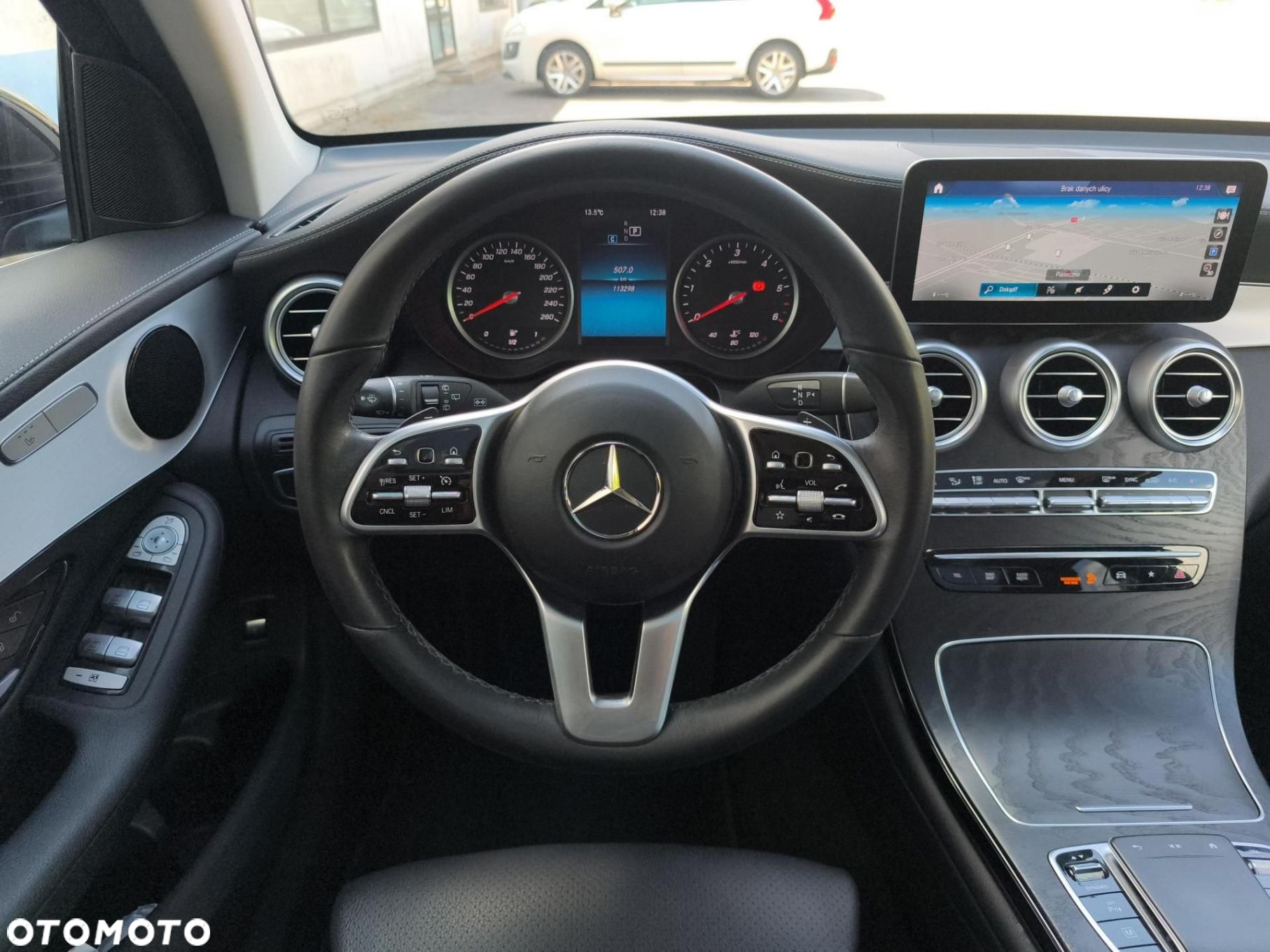 Mercedes-Benz GLC - 14