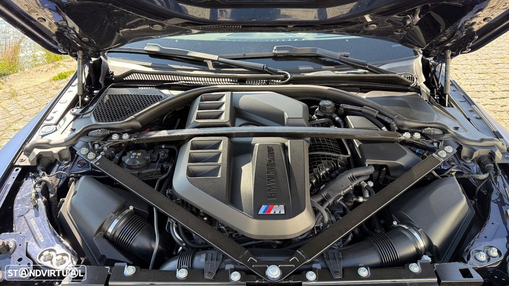 BMW M4 Competition xDrive - 38