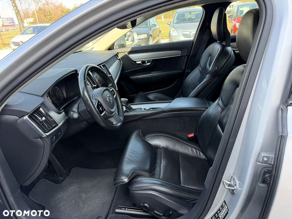 Volvo V90 Cross Country D5 AWD Pro - 9