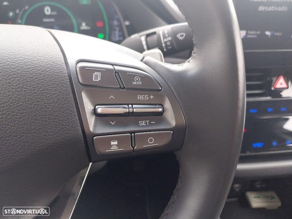 Hyundai Ioniq 1.6 GDI PHEV - 14