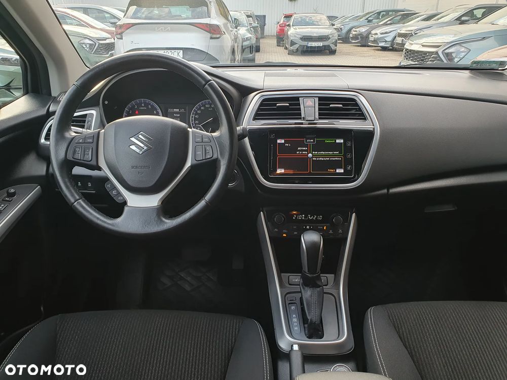 Suzuki SX4 S-Cross 1.4 T Premium 4WD - 25
