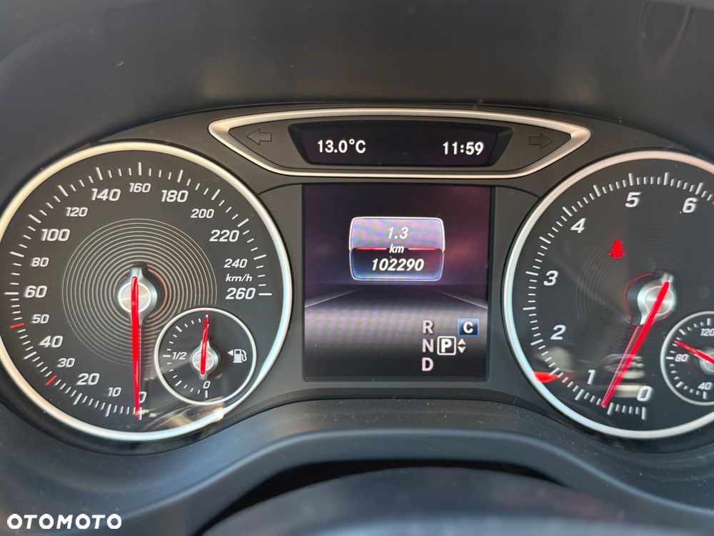 Mercedes-Benz Klasa A 180 7G-DCT AMG Line - 19