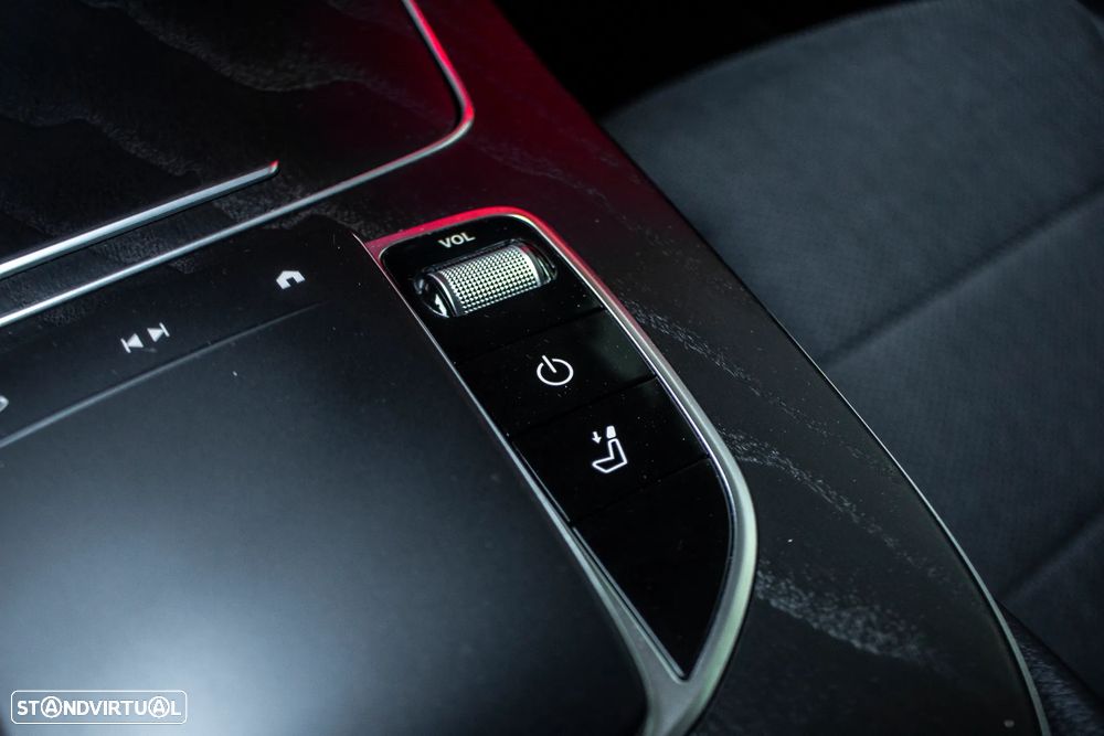 Mercedes-Benz E 300 de Avantgarde - 24