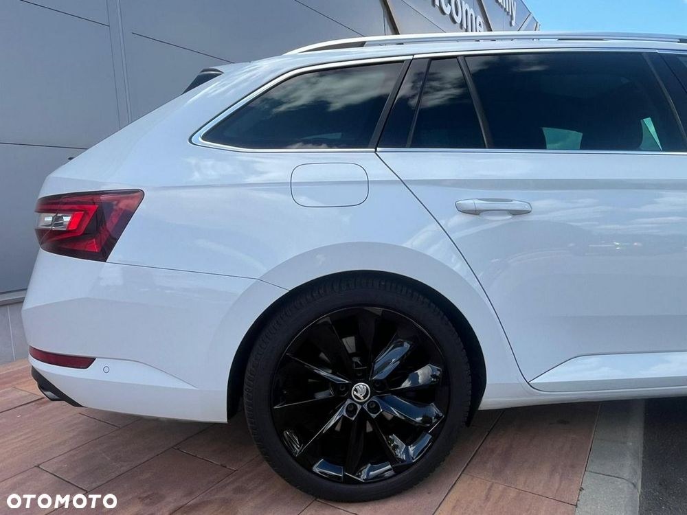 Skoda Superb 2.0 TSI 4x4 DSG Style - 25