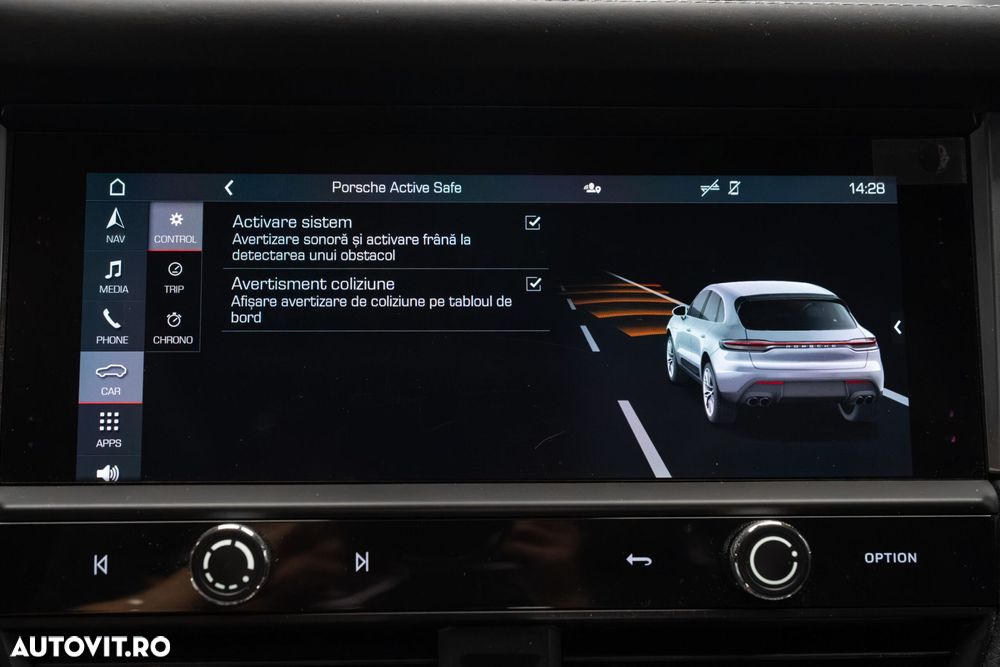 Porsche Macan - 25