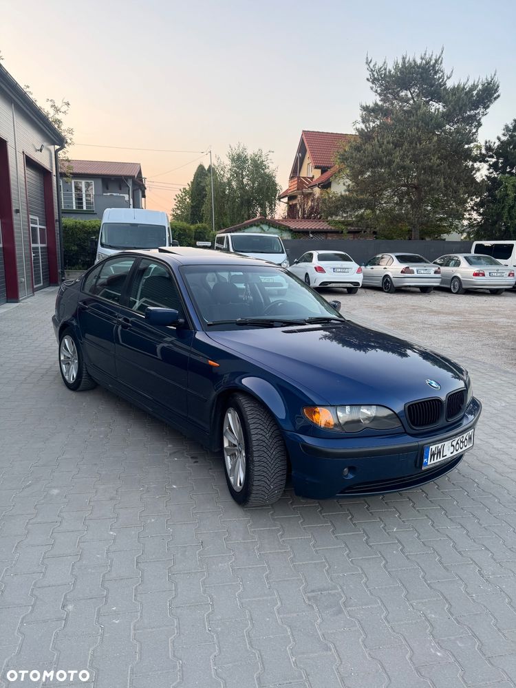 BMW Seria 3 318i - 8