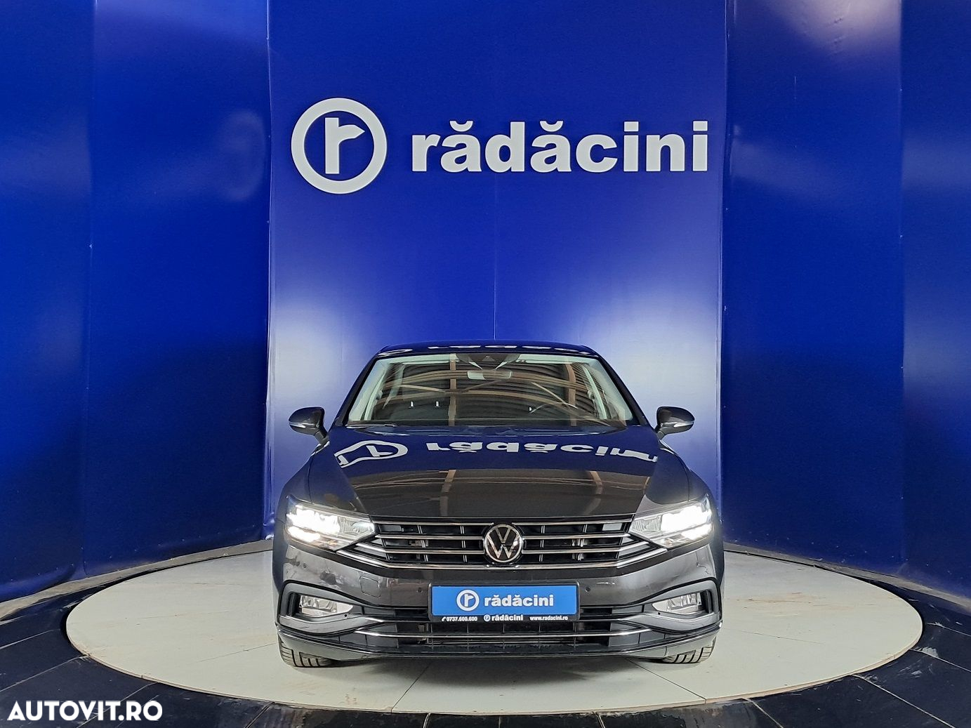 Volkswagen Passat - 8