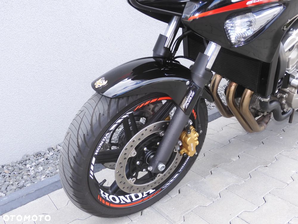 Honda CBF - 28