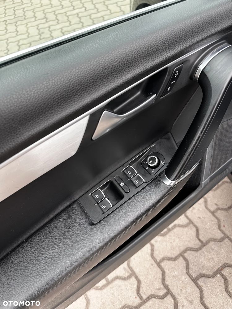 Volkswagen Passat 2.0 TDI DSG BlueMotion Technology Highline - 15