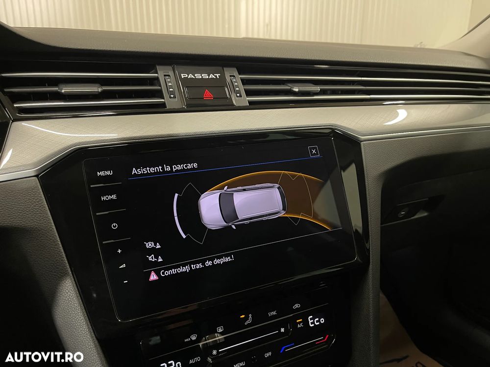 Volkswagen Passat - 12