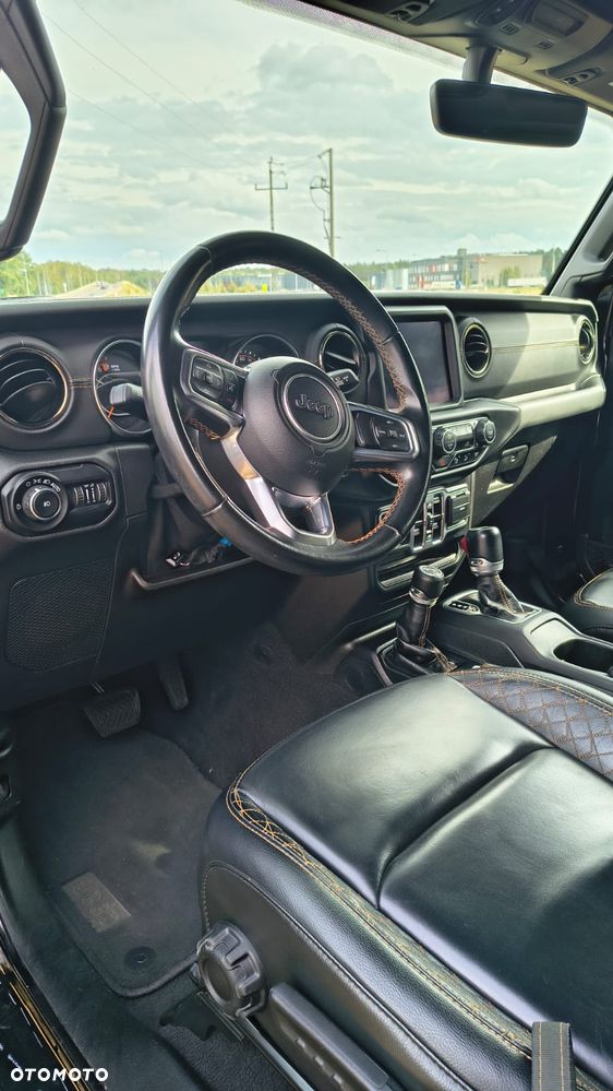 Jeep Wrangler - 25