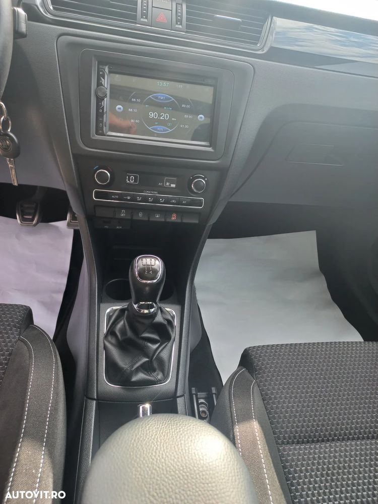 Skoda RAPID 1.2 TSI Elegance - 13