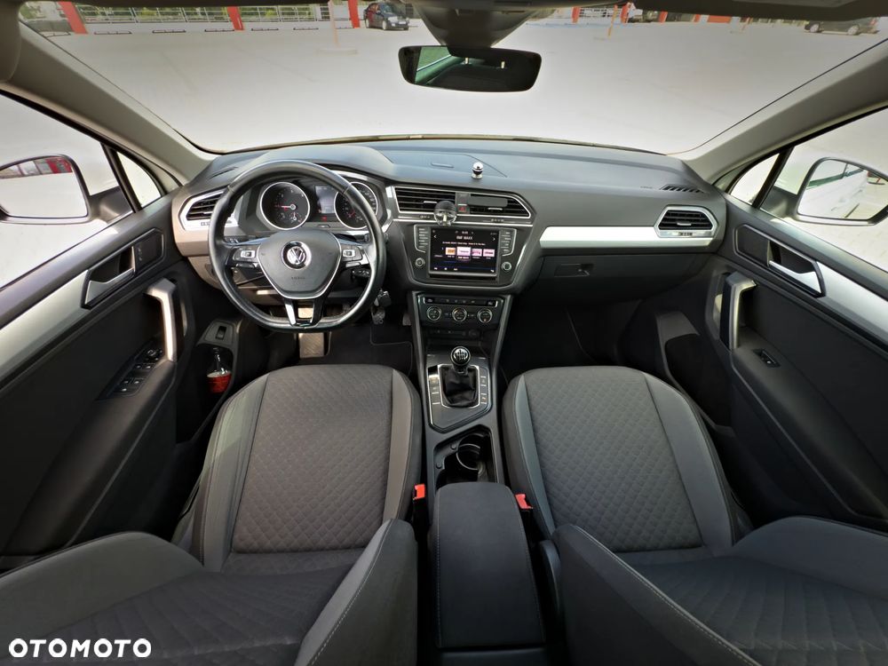 Volkswagen Tiguan 2.0 TDI SCR Comfortline - 25
