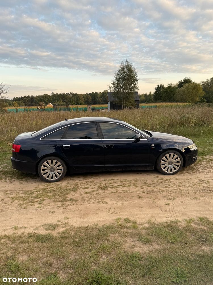 Audi A6 - 4