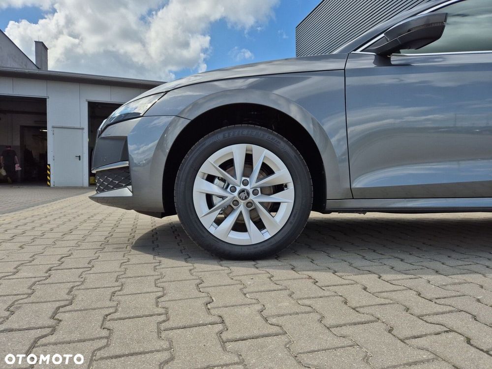 Skoda Octavia 1.5 TSI Drive Selection - 11