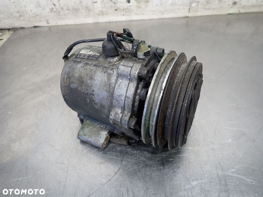 SPRĘŻARKA KLIMATYZACJI BMW E34 645283904680 - 1