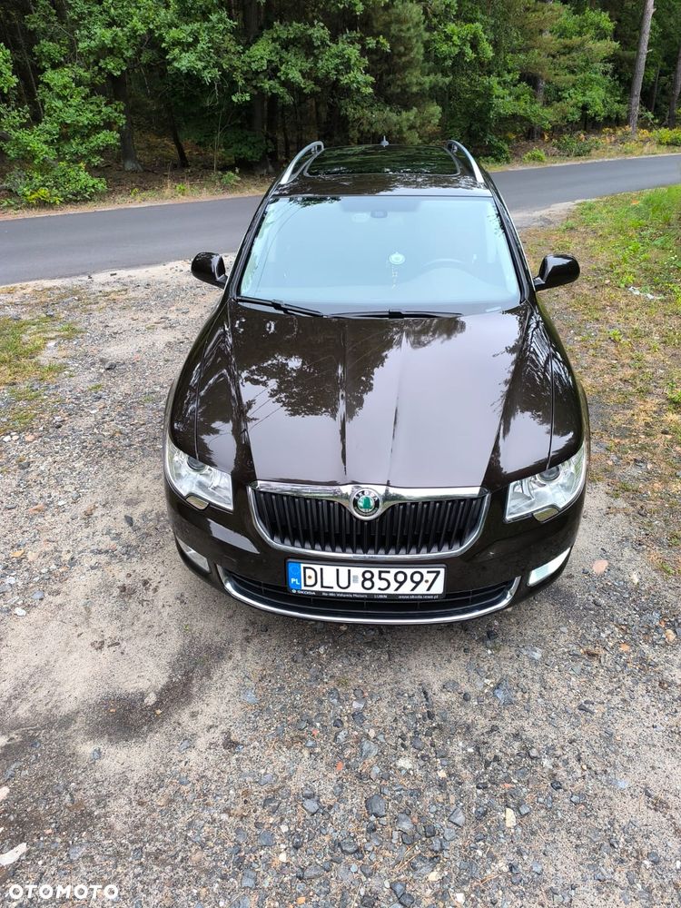 Skoda Superb 2.0 TDI Ambition DSG - 6