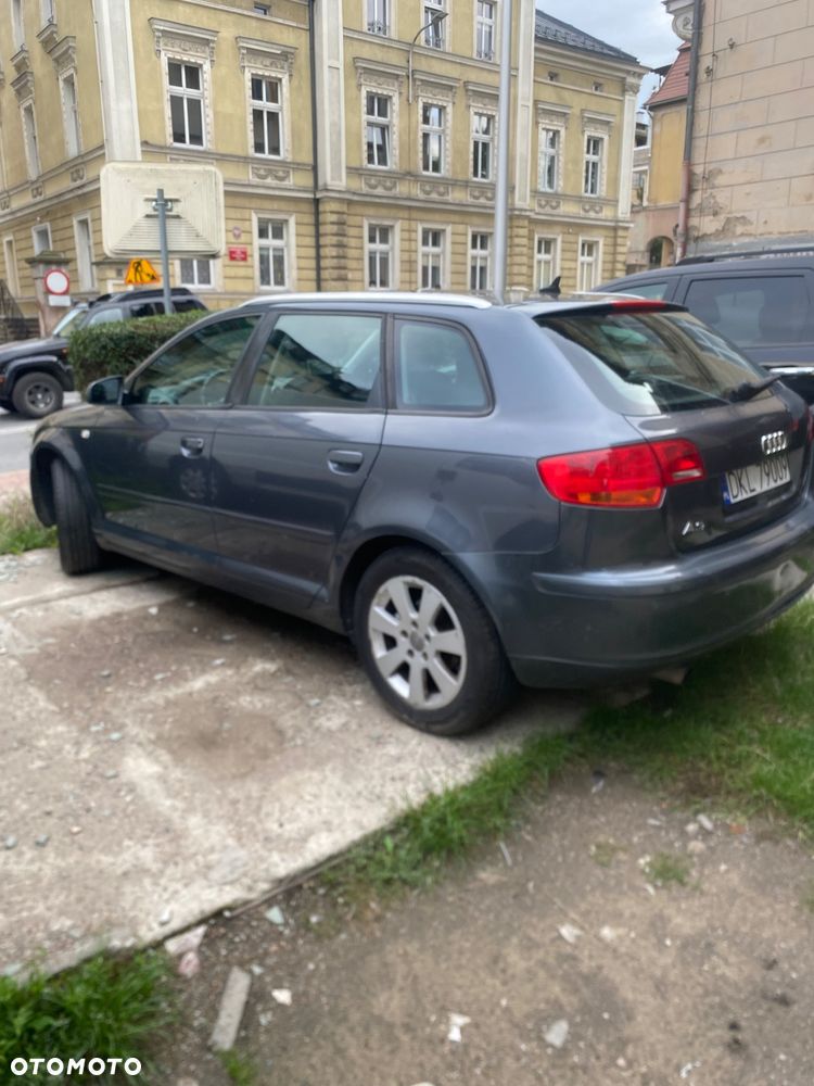 Audi A3 Sportback - 3