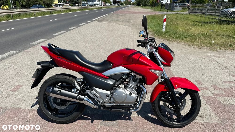 Suzuki GW 250 - 9