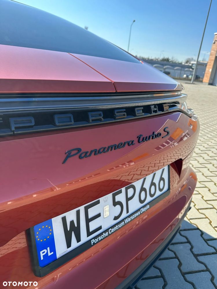 Porsche Panamera Turbo S Executive - 12