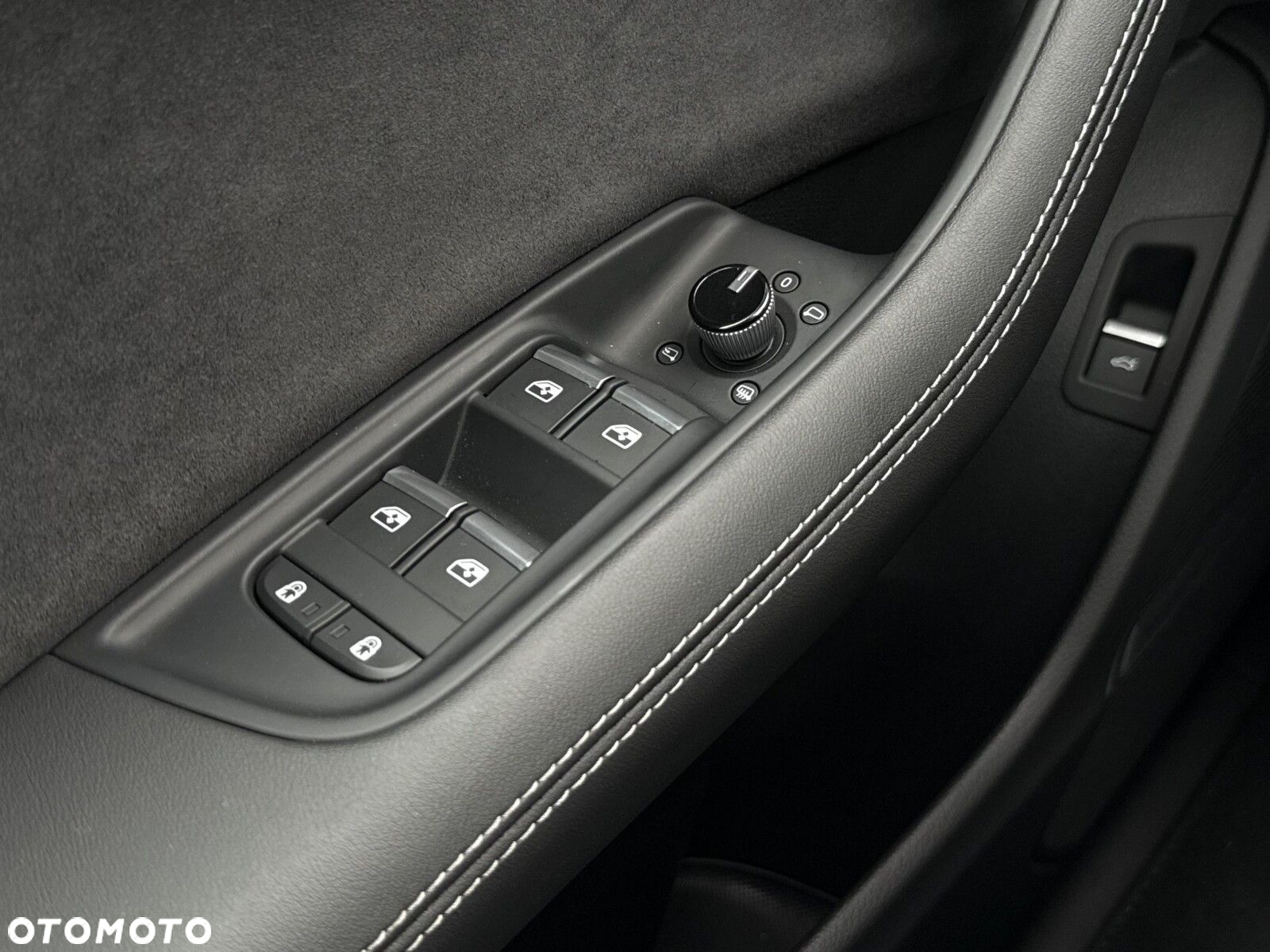 Audi SQ8 TFSI Quattro Tiptronic - 34