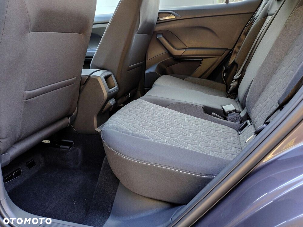 Volkswagen T-Cross - 19
