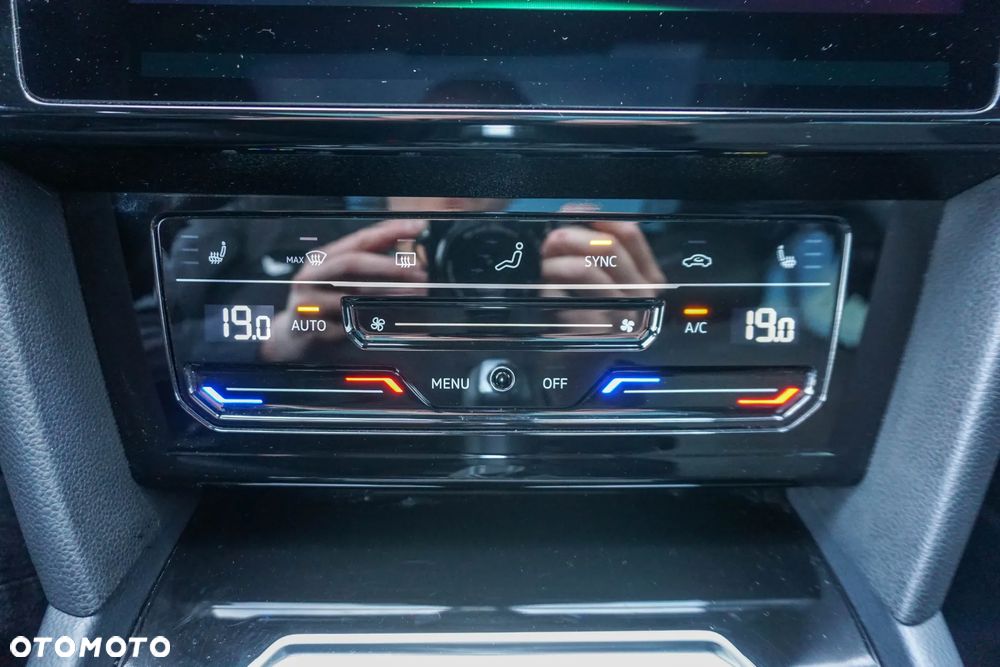 Volkswagen Arteon 2.0 TSI R-Line DSG - 22