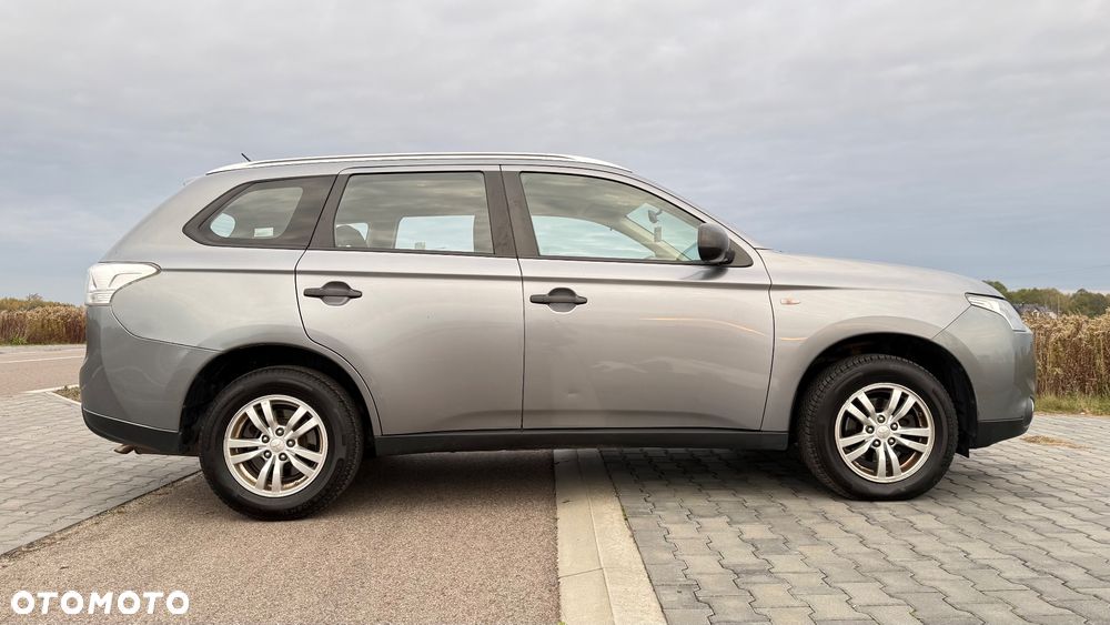 Mitsubishi Outlander 2.0 Intense 2WD - 3