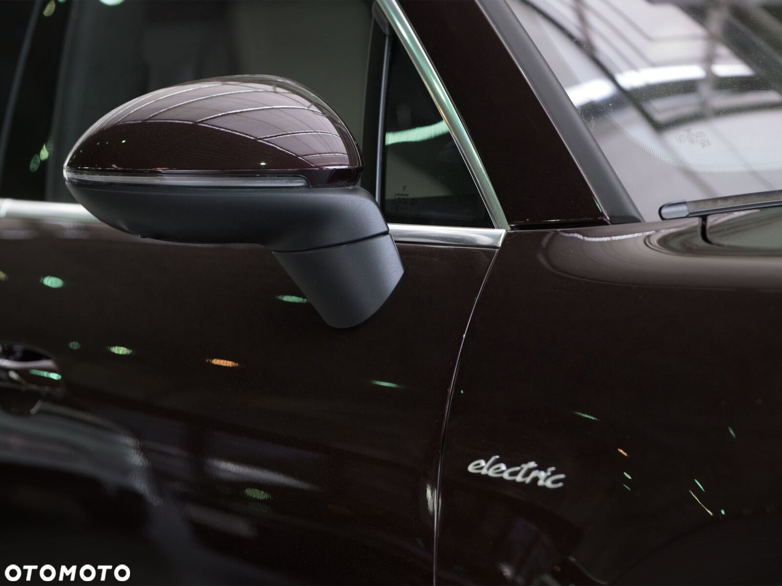 Porsche Macan - 24