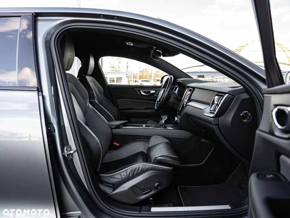 Volvo S60 T4 Geartronic RDesign - 26