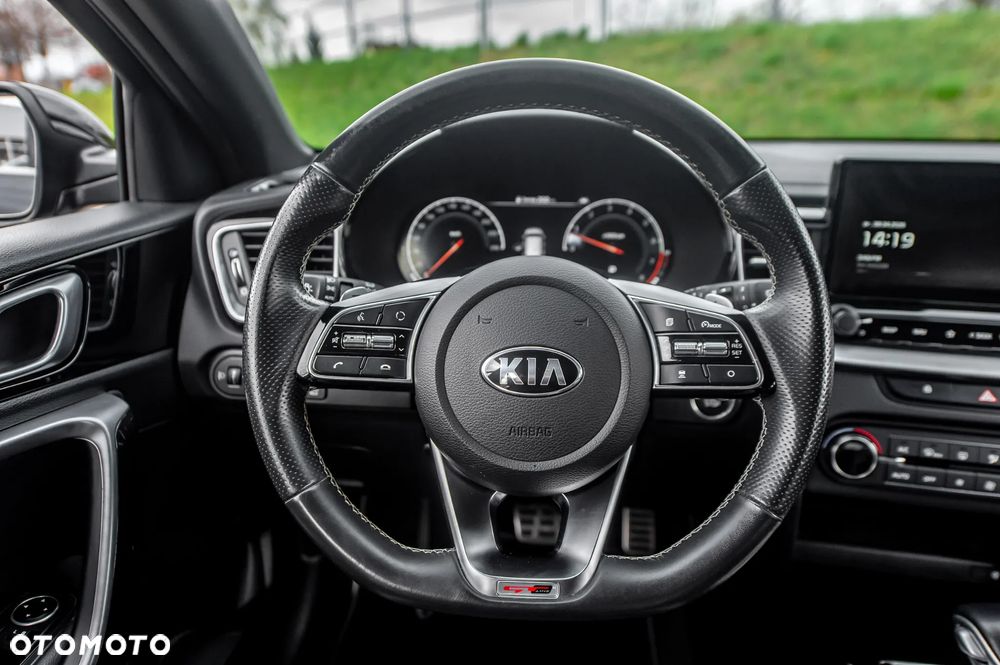 Kia ProCeed 1.4 T-GDI DCT7 OPF GT LINE - 21