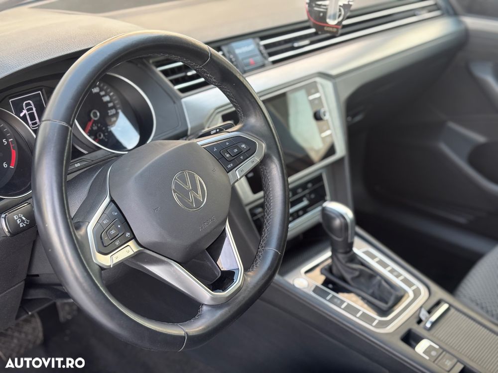 Volkswagen Passat 2.0 TDI SCR DSG Business - 8