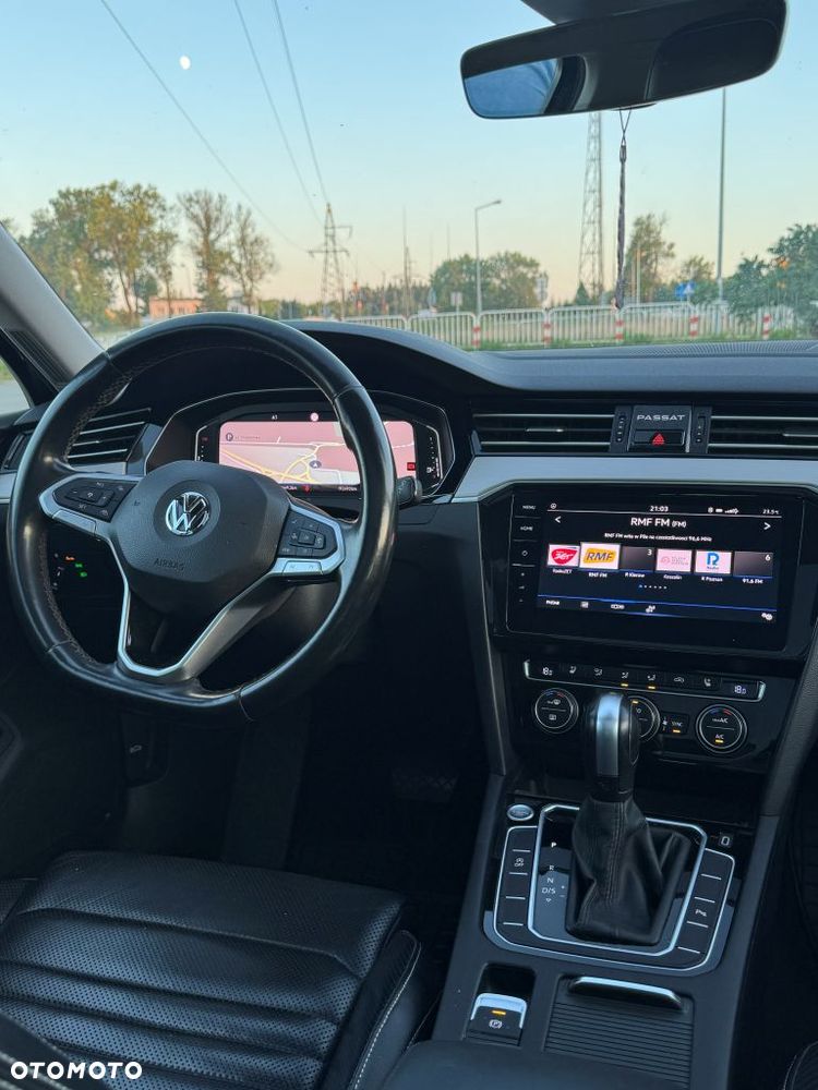 Volkswagen Passat 2.0 TDI 4Mot Elegance DSG - 13