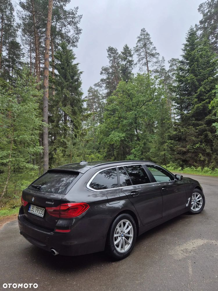 BMW Seria 5 520d - 3