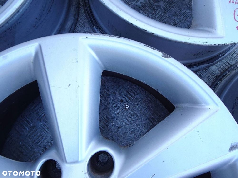 Alufelgi KPL. Nissan Qashqai J10 17" 5x114.3 ET 40 - 8